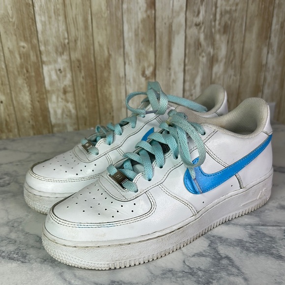 Nike 6y kids Air Force 1 White and Blue - Picture 5 of 8